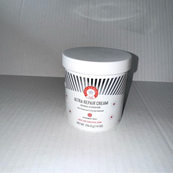 First Aid Beauty Jumbo Ultra Repair Peppermint Cream - Picture 1 of 4